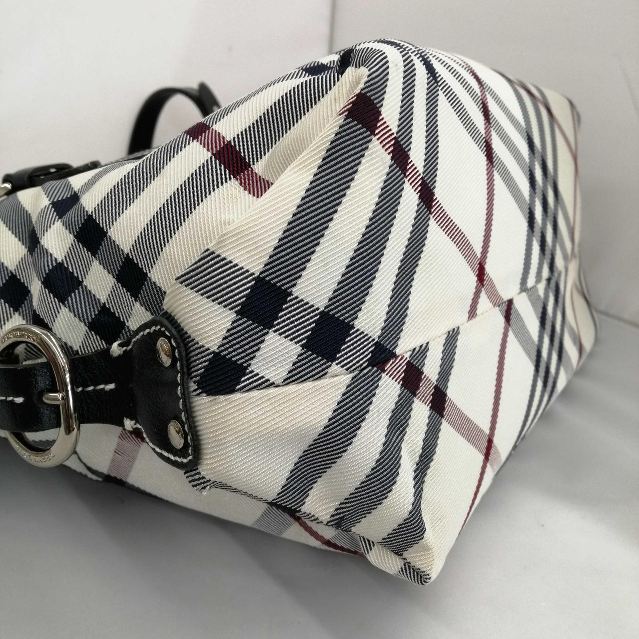 BURBERRY BLUE LABEL 型番:- ハンドバッグ BURBERRY BLUE LABEL 型番:- ハンドバッグ
