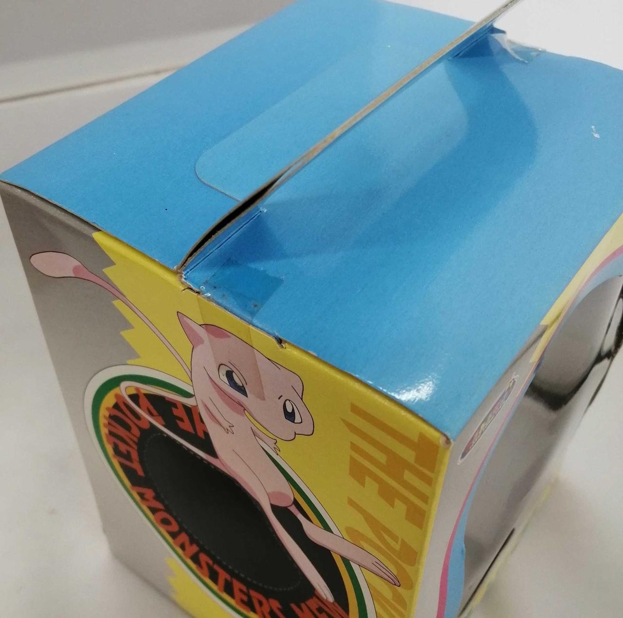 箱傷みあります。