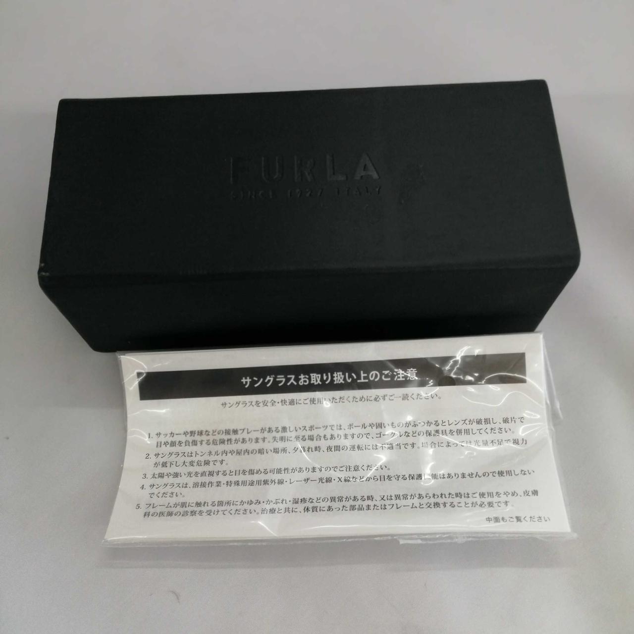 ケース付き
キズあり