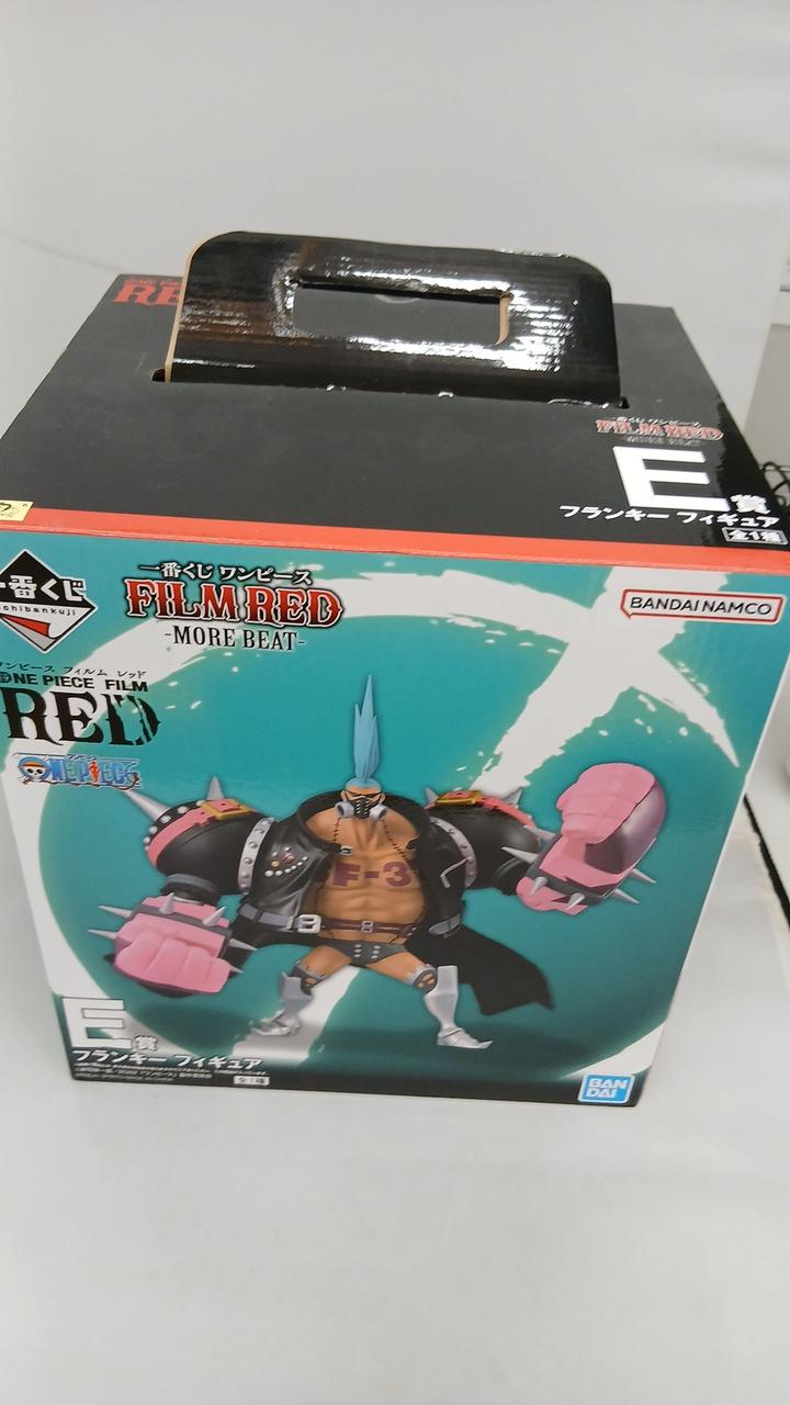 全体的にキズやイタミあります。