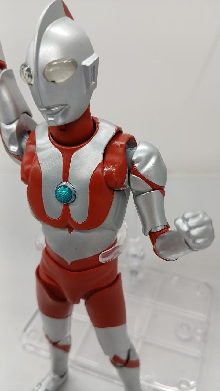 キズあります。