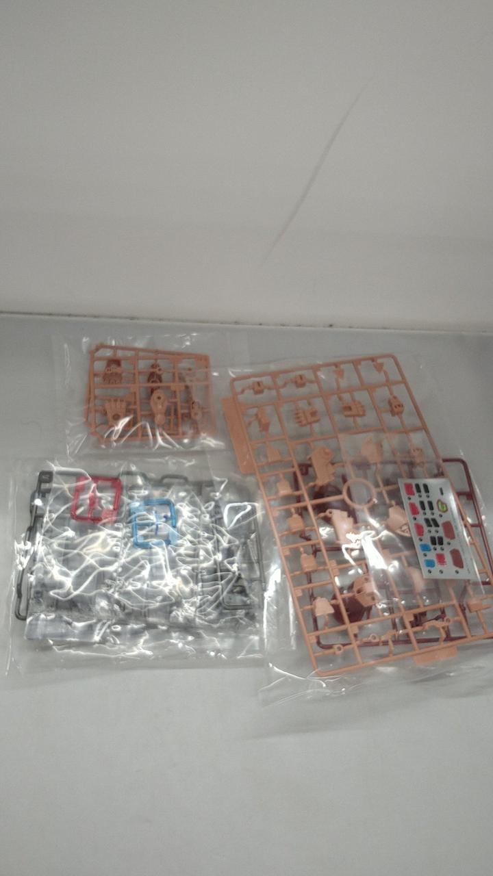 未組み立て品です。