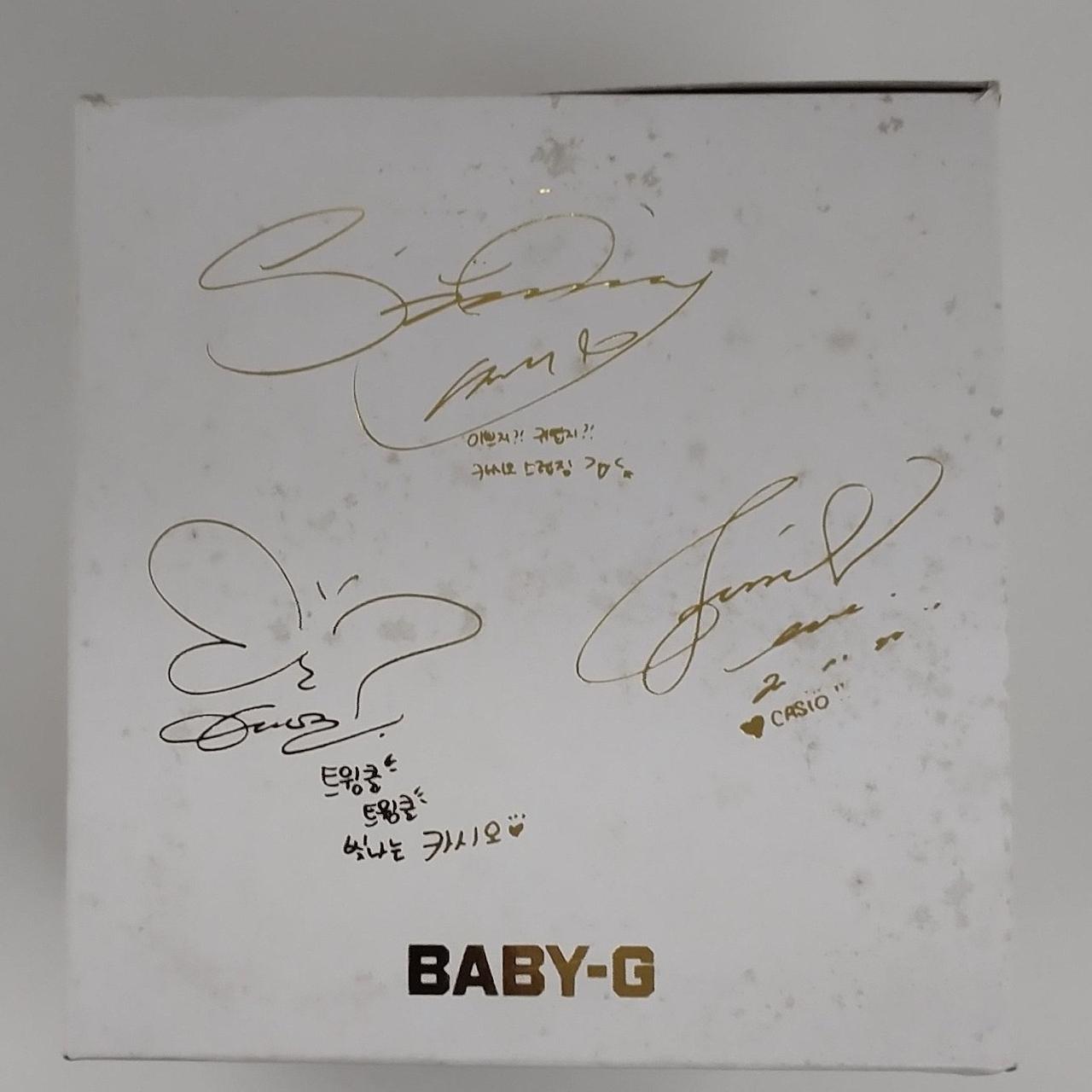 シミ汚れがあります。