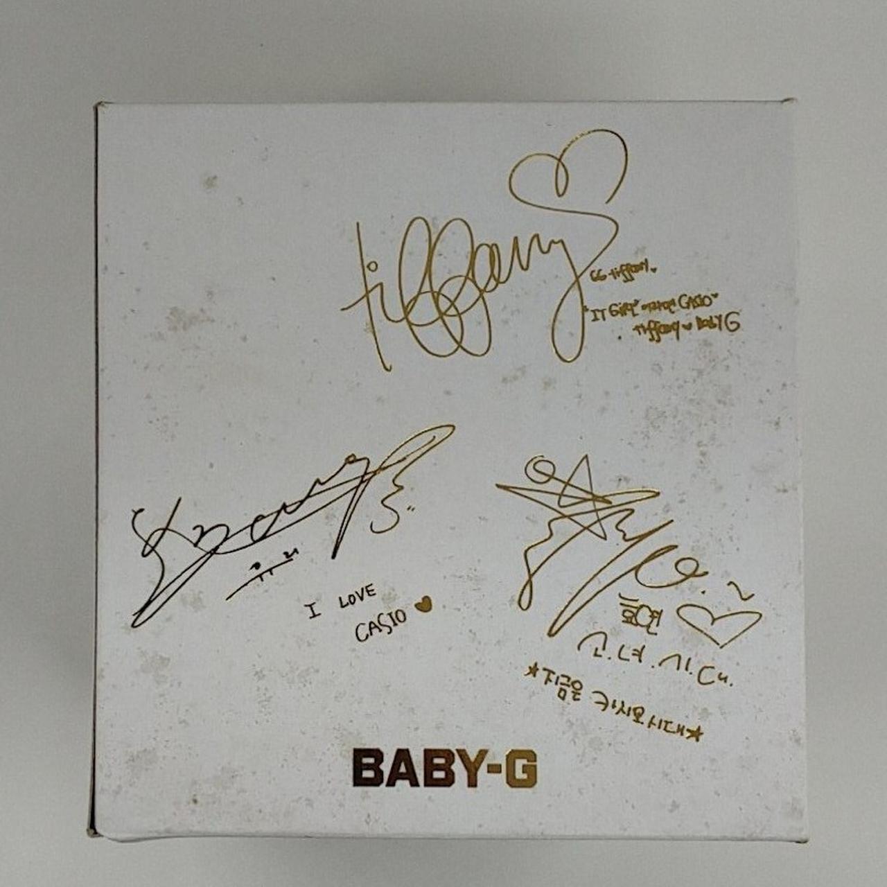 シミ汚れがあります。