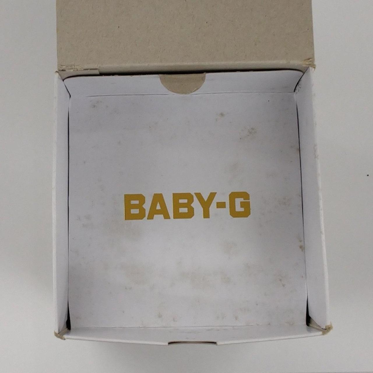 シミ汚れがあります。