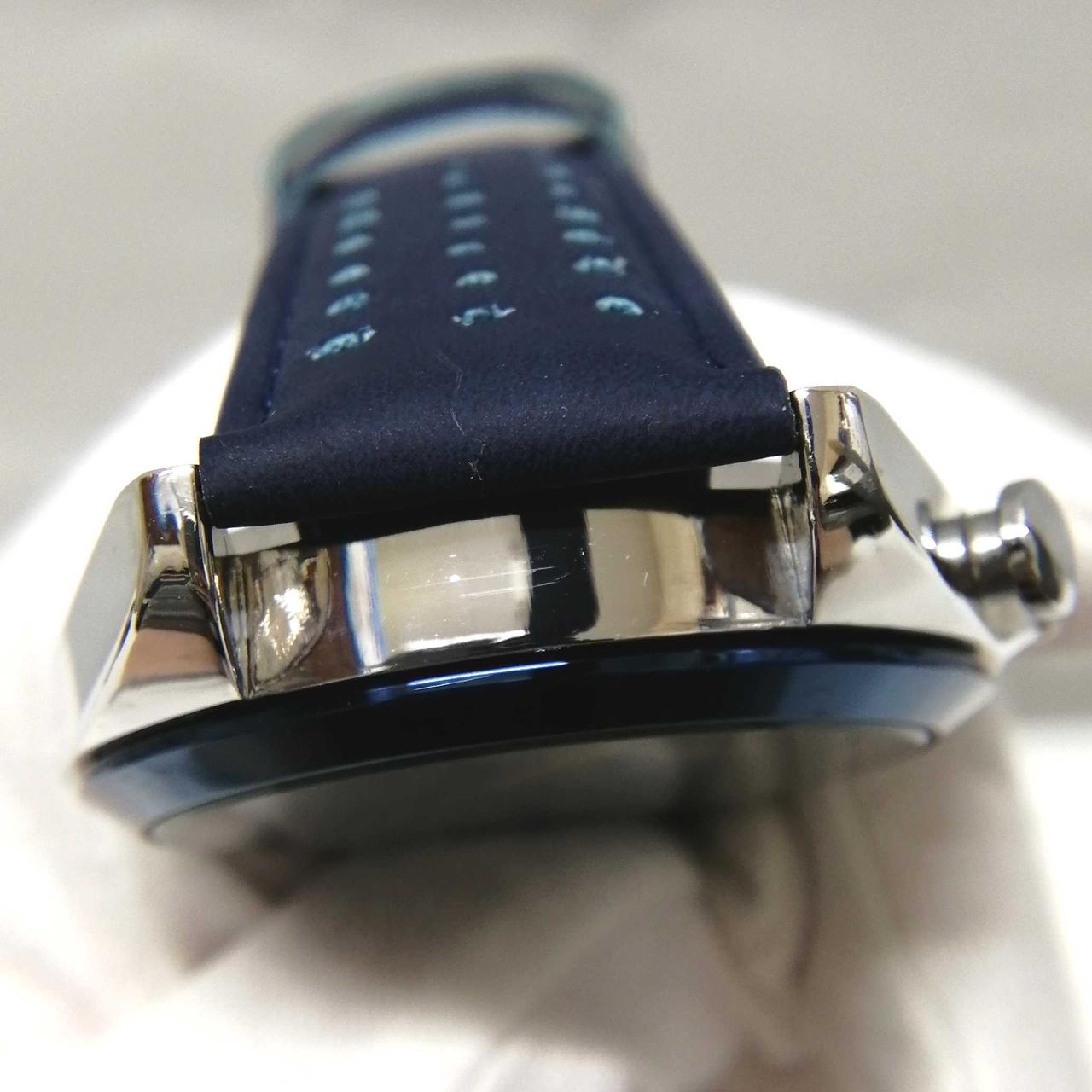 小キズあります