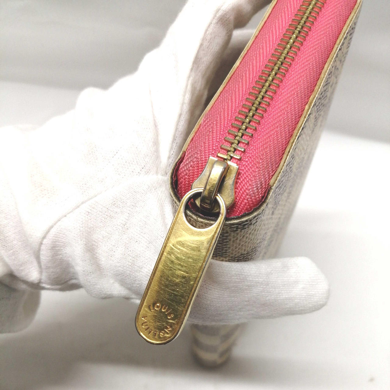 汚れ、剥がれ、キズ