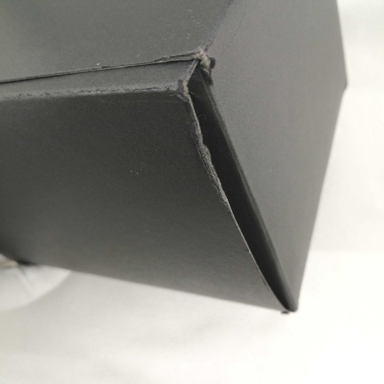 スリーブケースにダメージあり