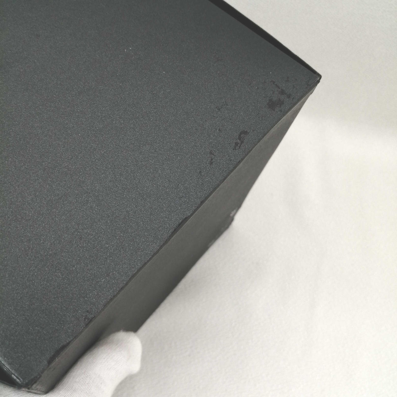 スリーブケースにダメージあり