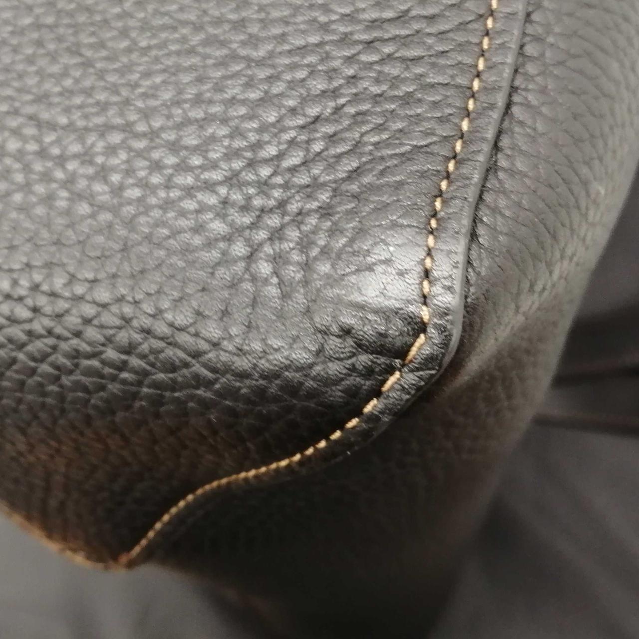 角にスレがあります