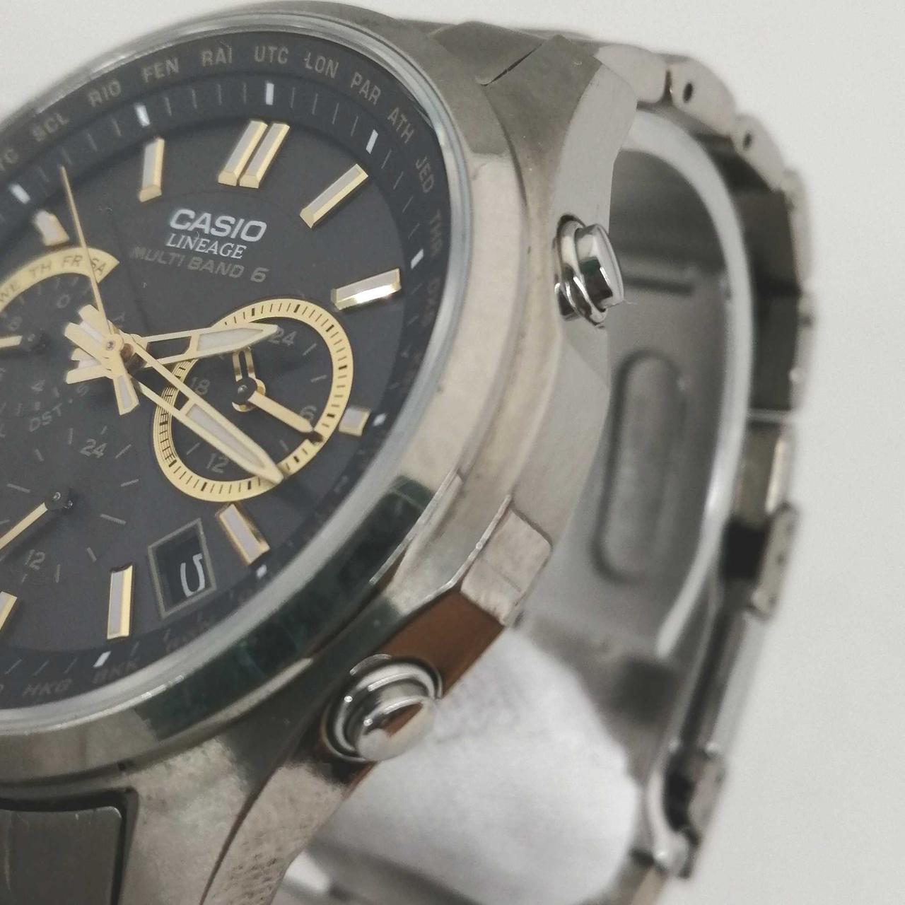 全体にキズ、くすみあり