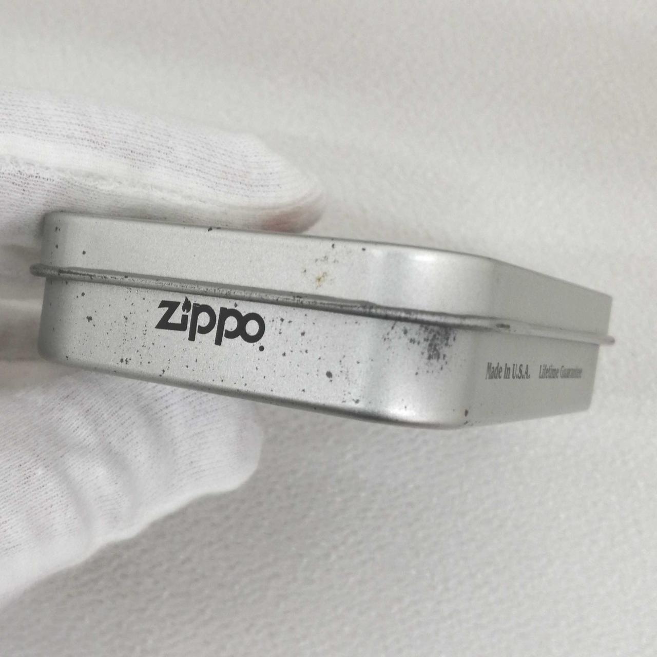 缶ケースに若干ダメージあり