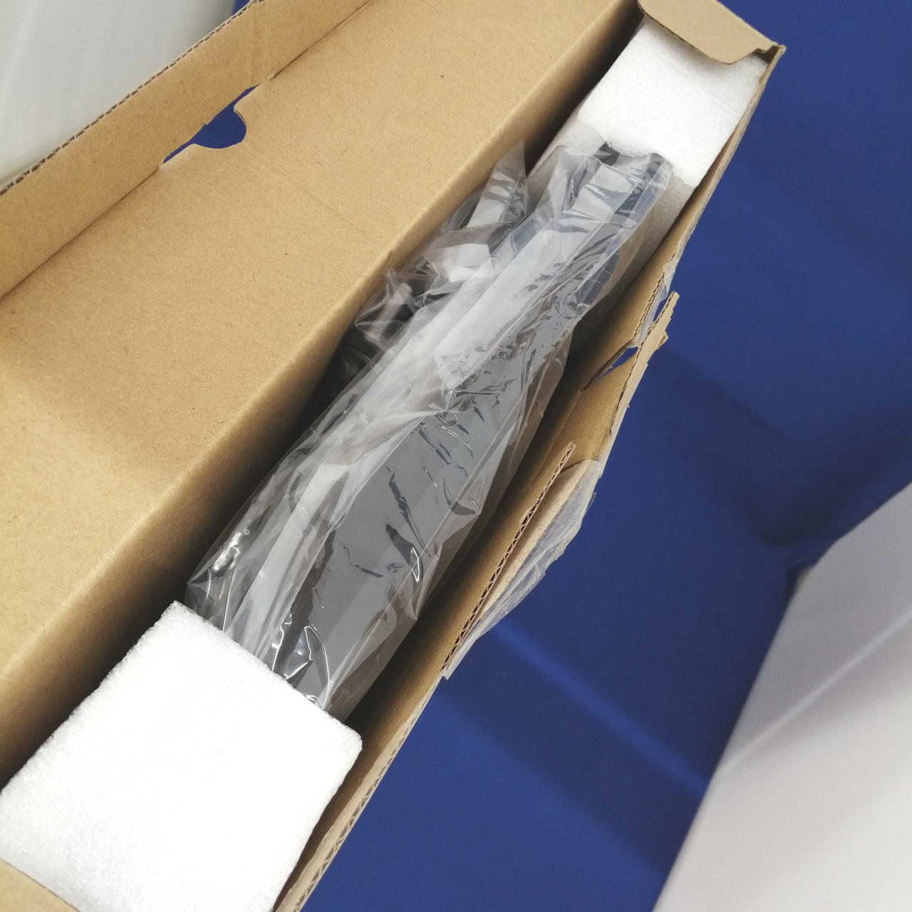 確認の為開封、本体未使用品