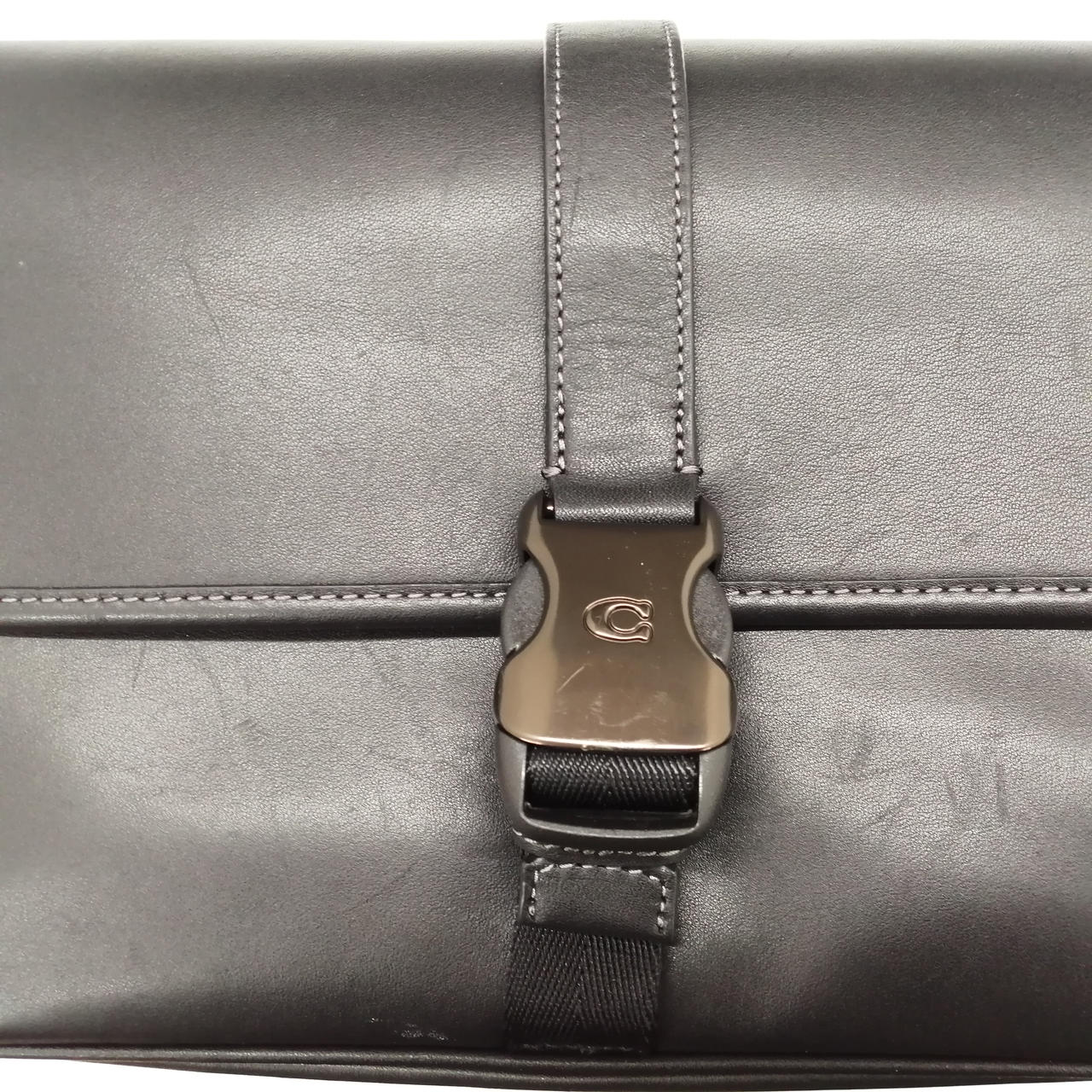 少々スレ・キズがあります