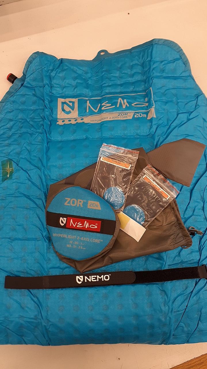 NEMO ORA 20R マット マットは小さく畳みたい。NEMO ORA20R（ニーモオーラ20R