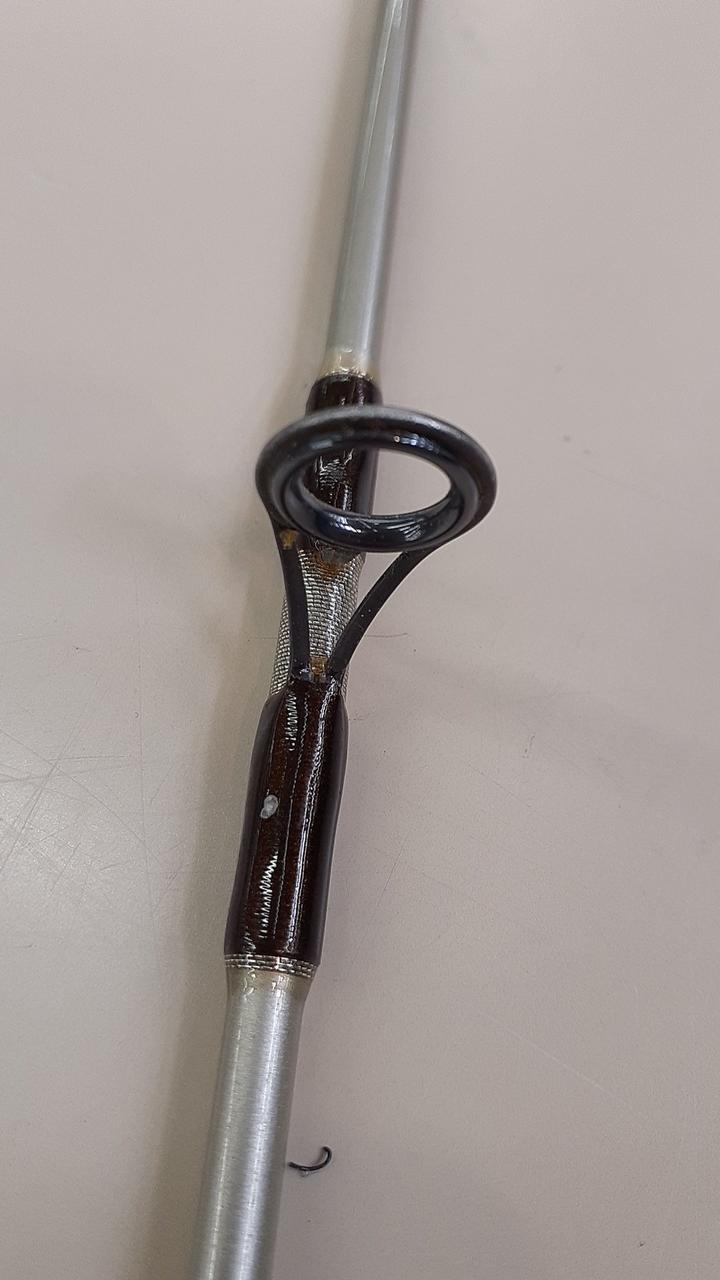 #3ガイド根本にサビあり。