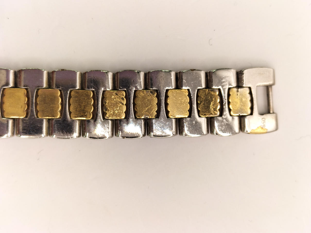 全体的にキズあり