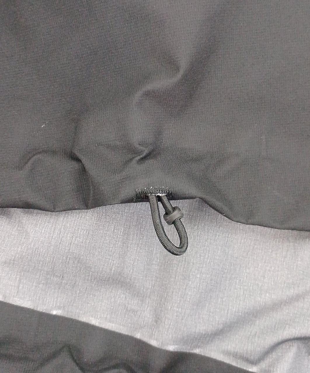 裾ドローコード付き