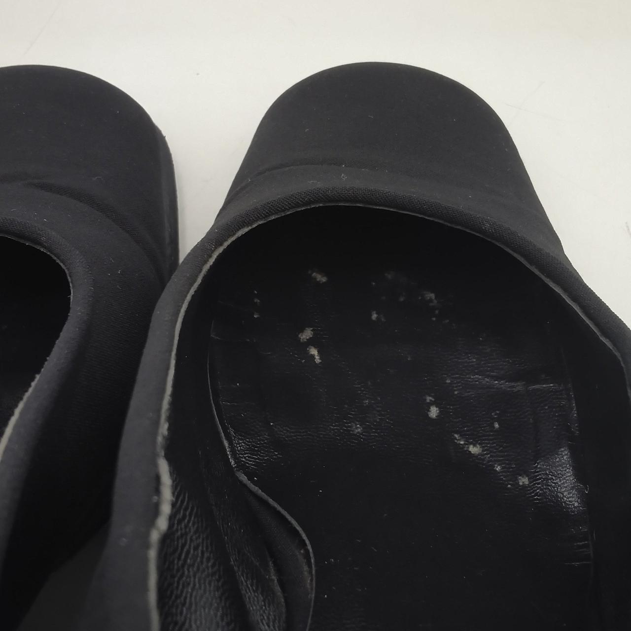 右足内側ヨゴレ