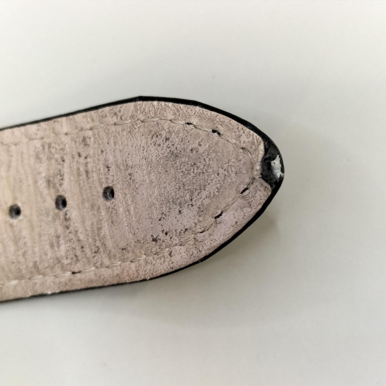 傷み・剥がれあり