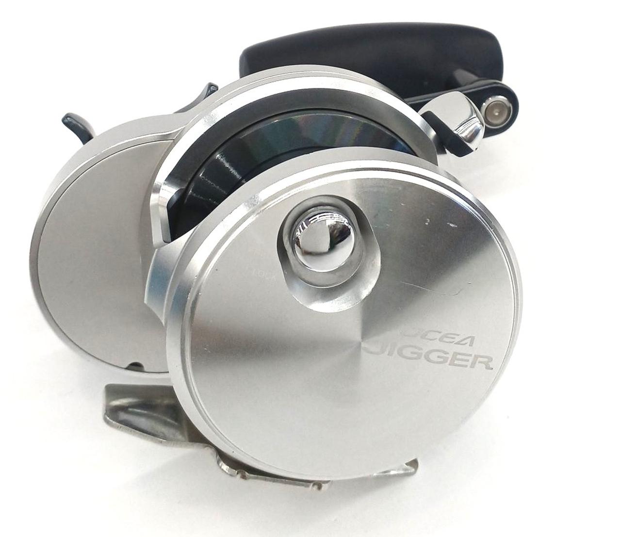 ボディに小キズあり。