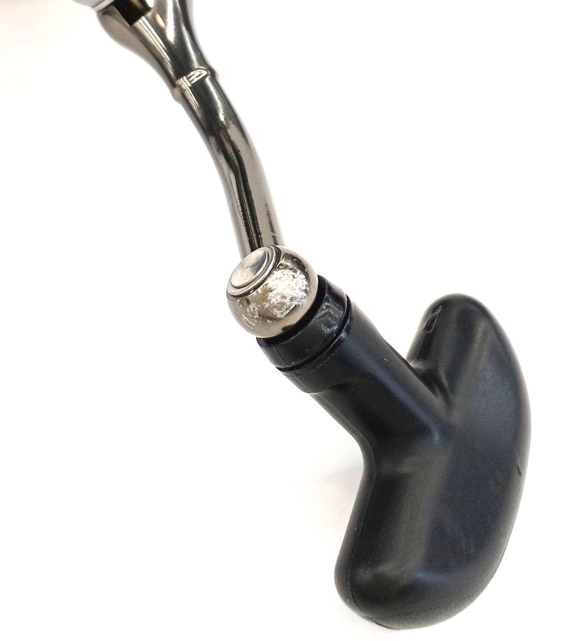 ハンドルにキズあり。