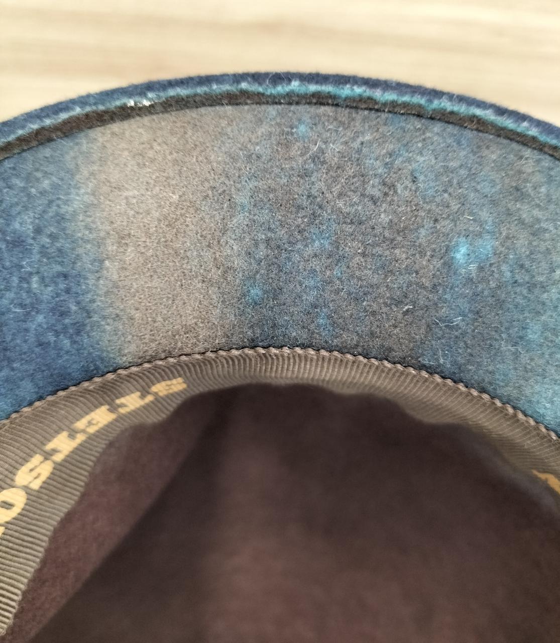 擦れ、傷みあり