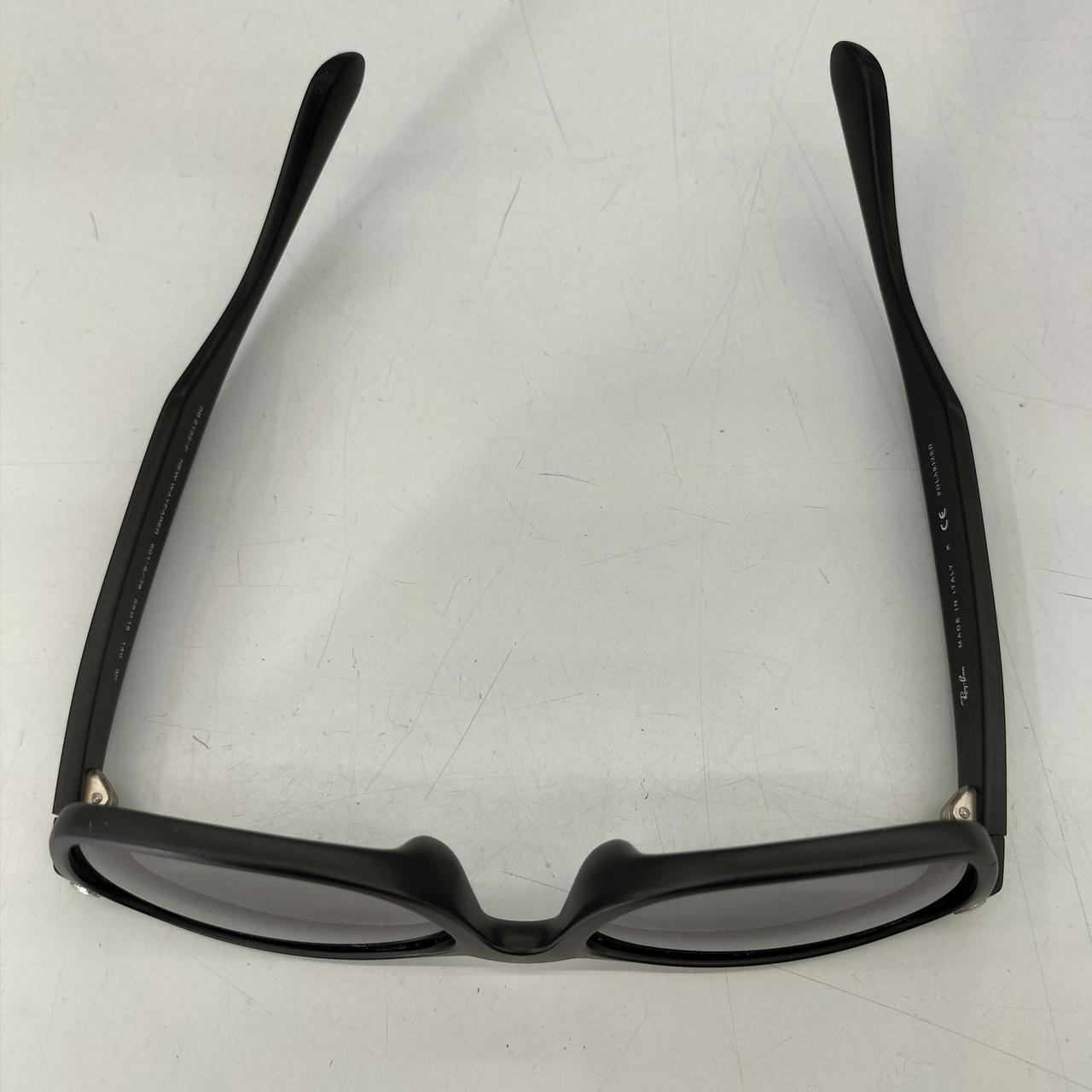 テンプル左右、歪みあり