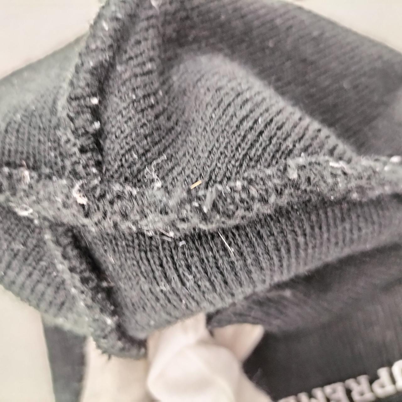 内側、毛羽立ち毛玉あり