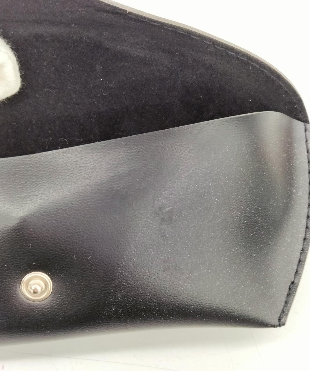 汚れ色褪せあり