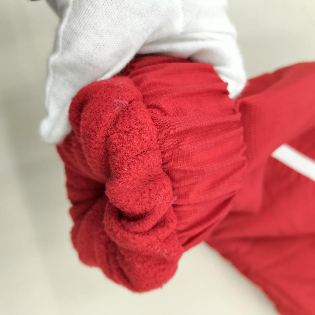 袖内側、汚れ毛玉あり