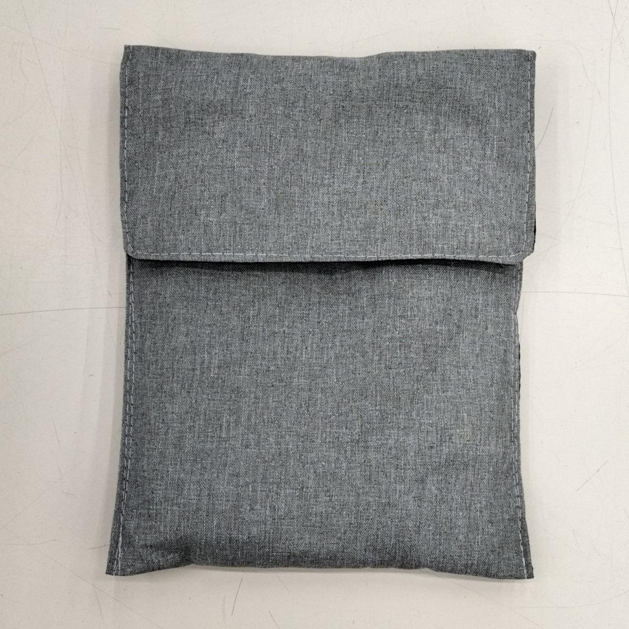 ケーブル収納ポーチ