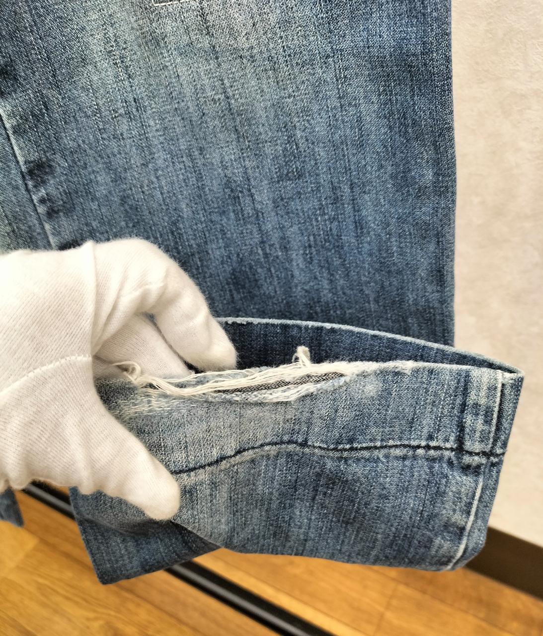 裾、破けホツレあり