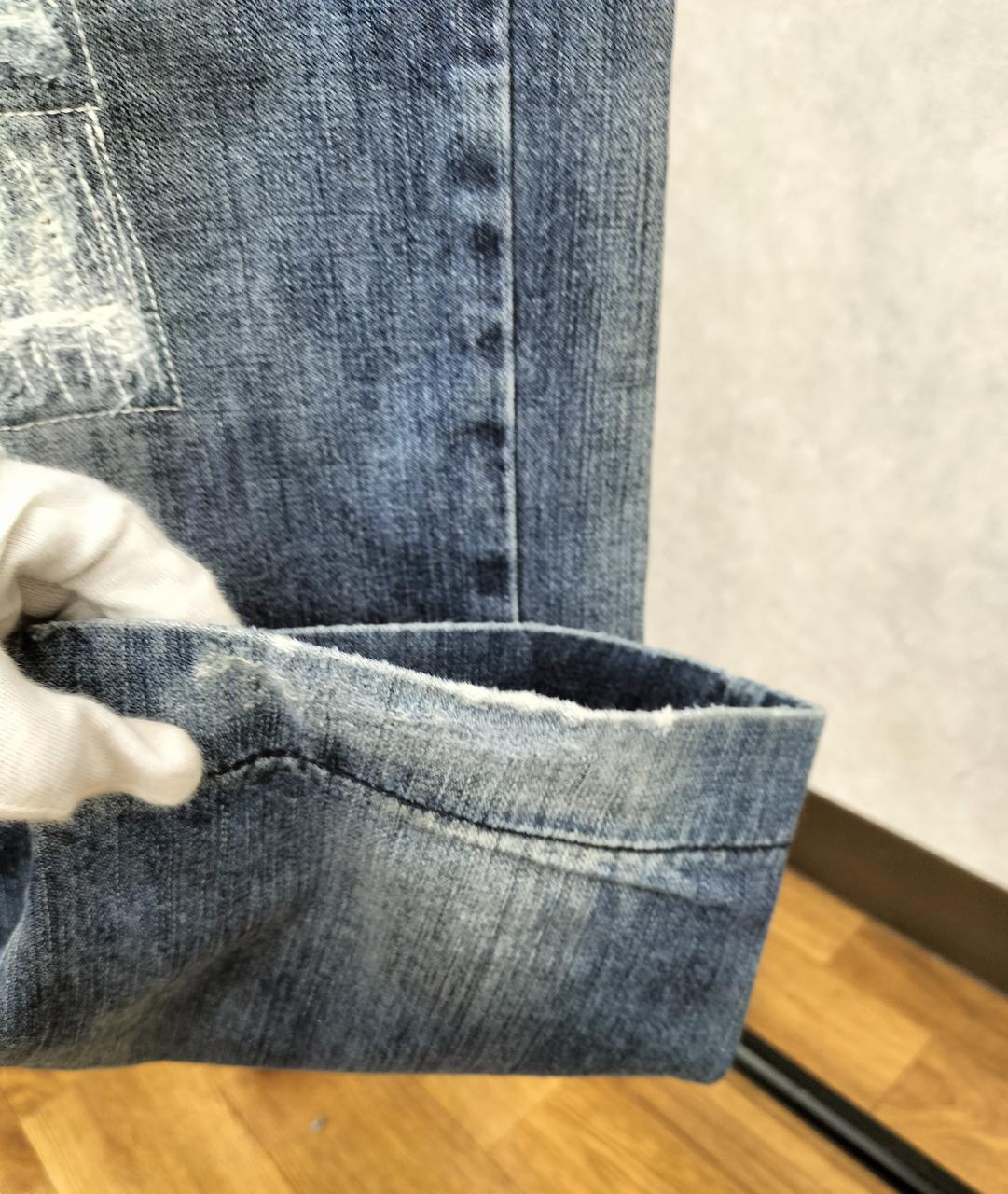 裾、破けホツレあり