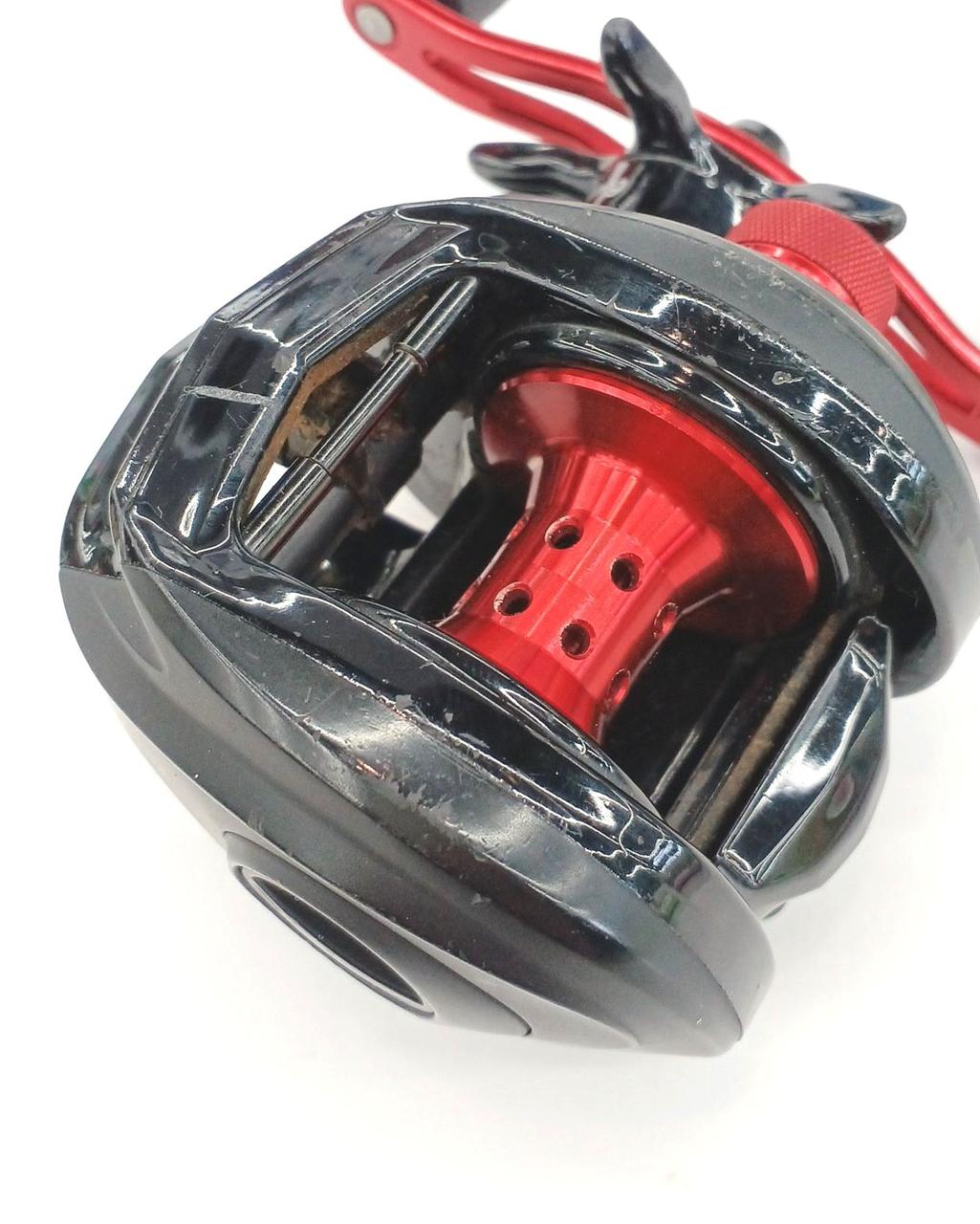 ボディに擦り傷あり