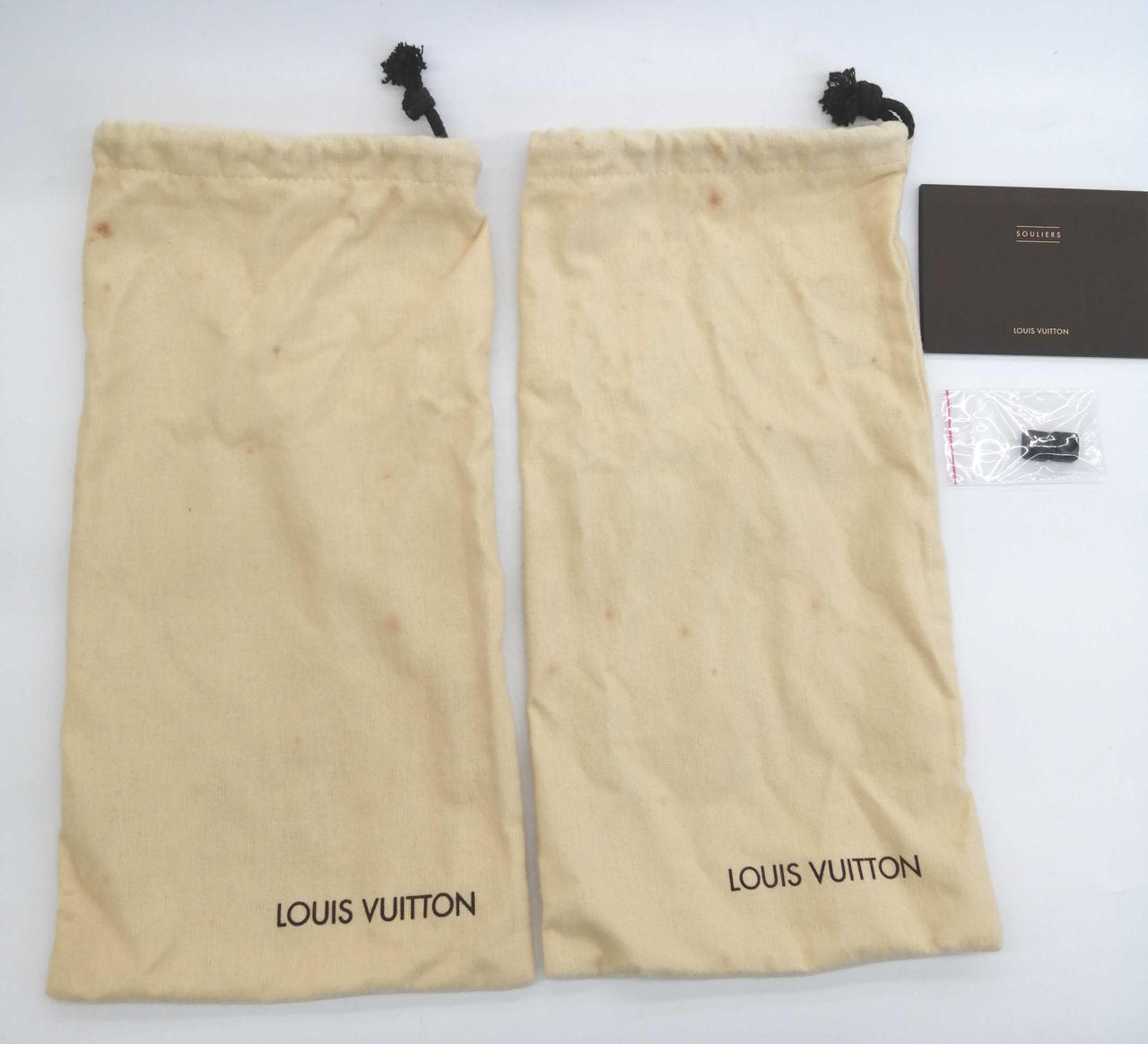 保存袋に汚れがあります。