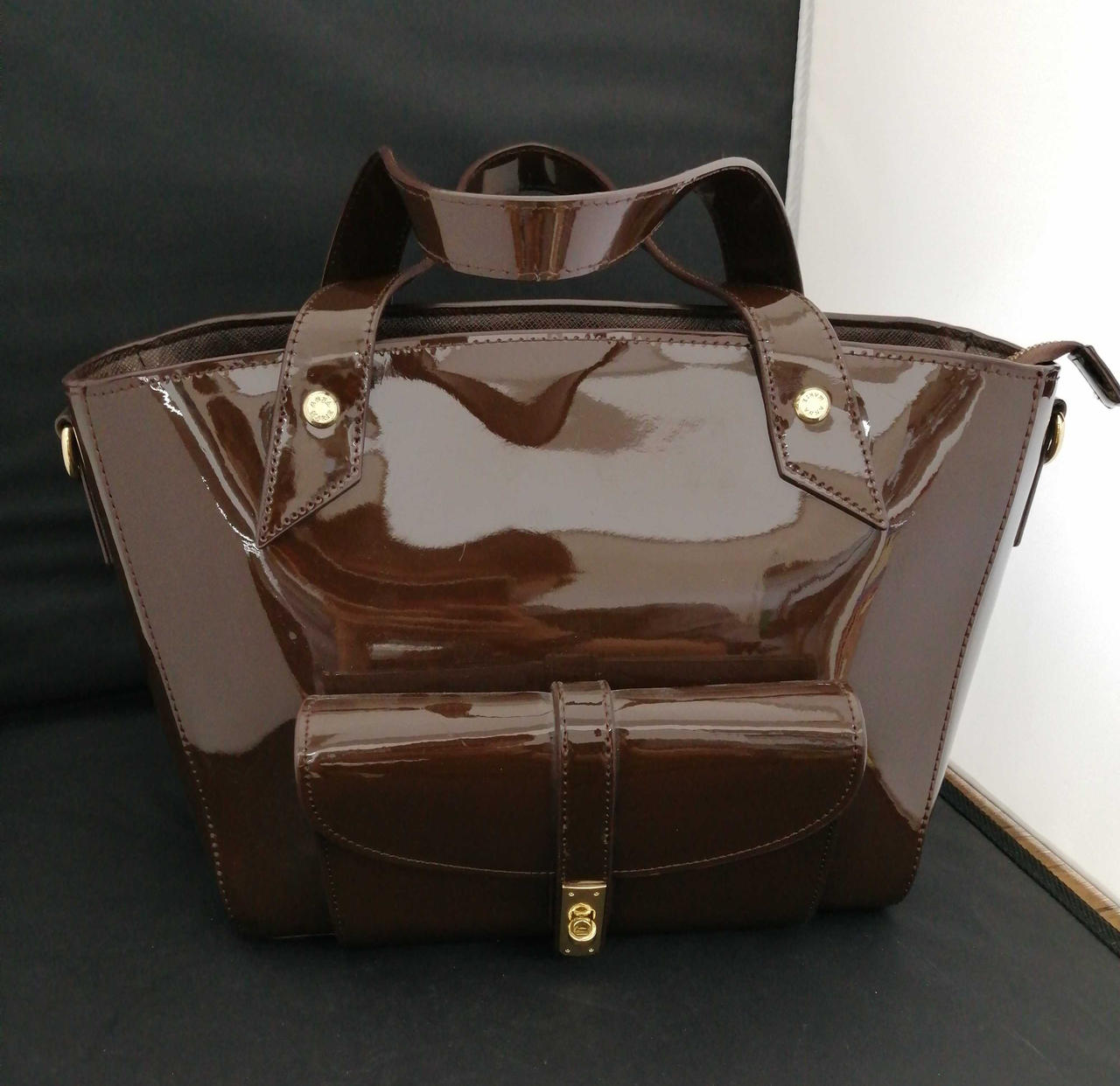 傷あり
ショルダーひも無し