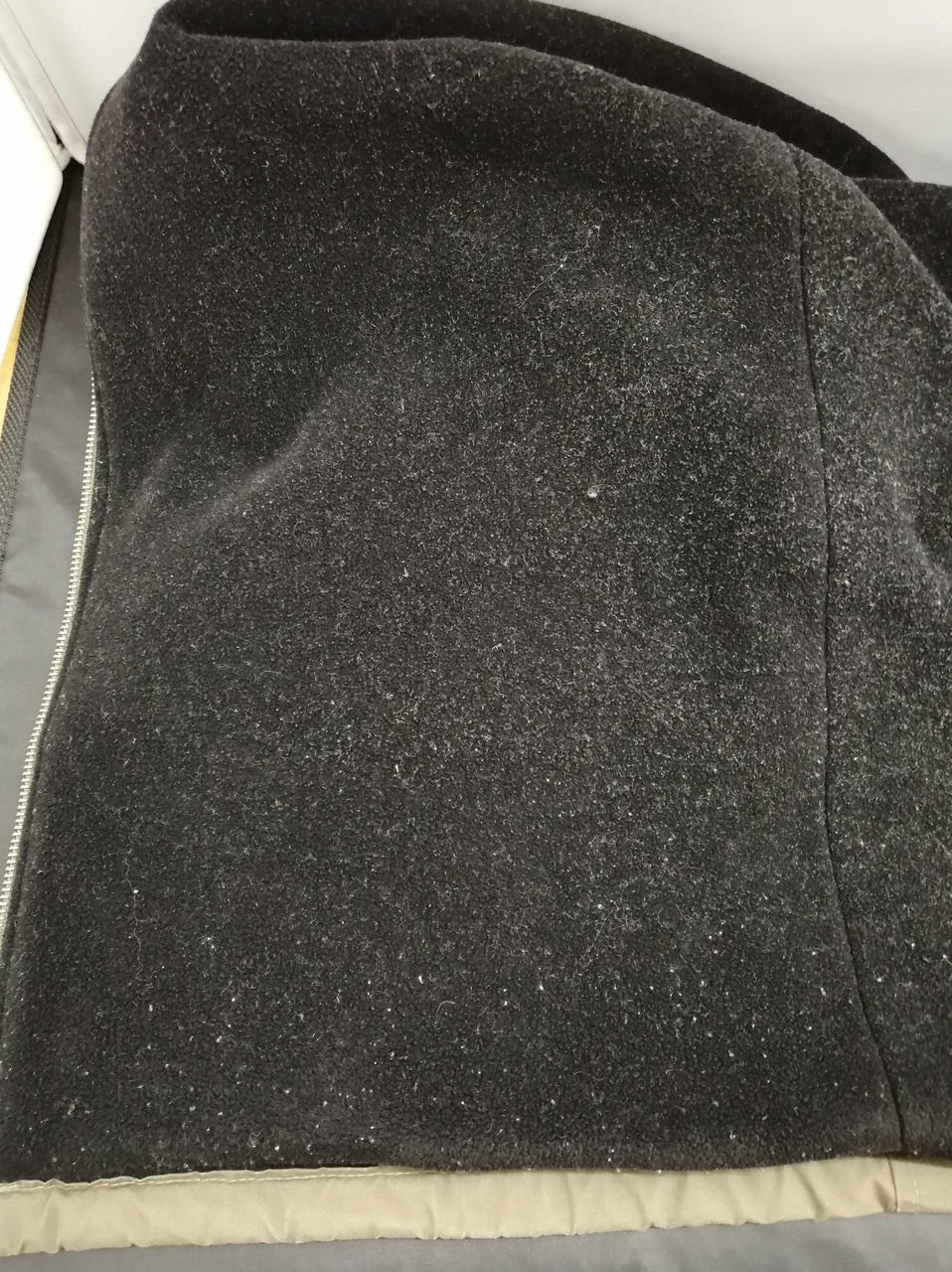 少し毛玉あります