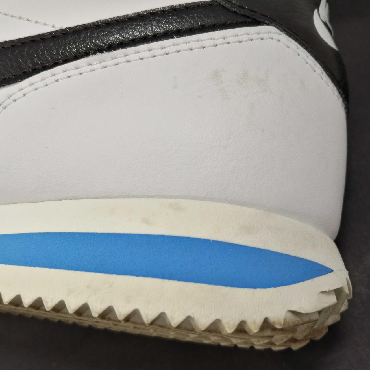 色あせあります