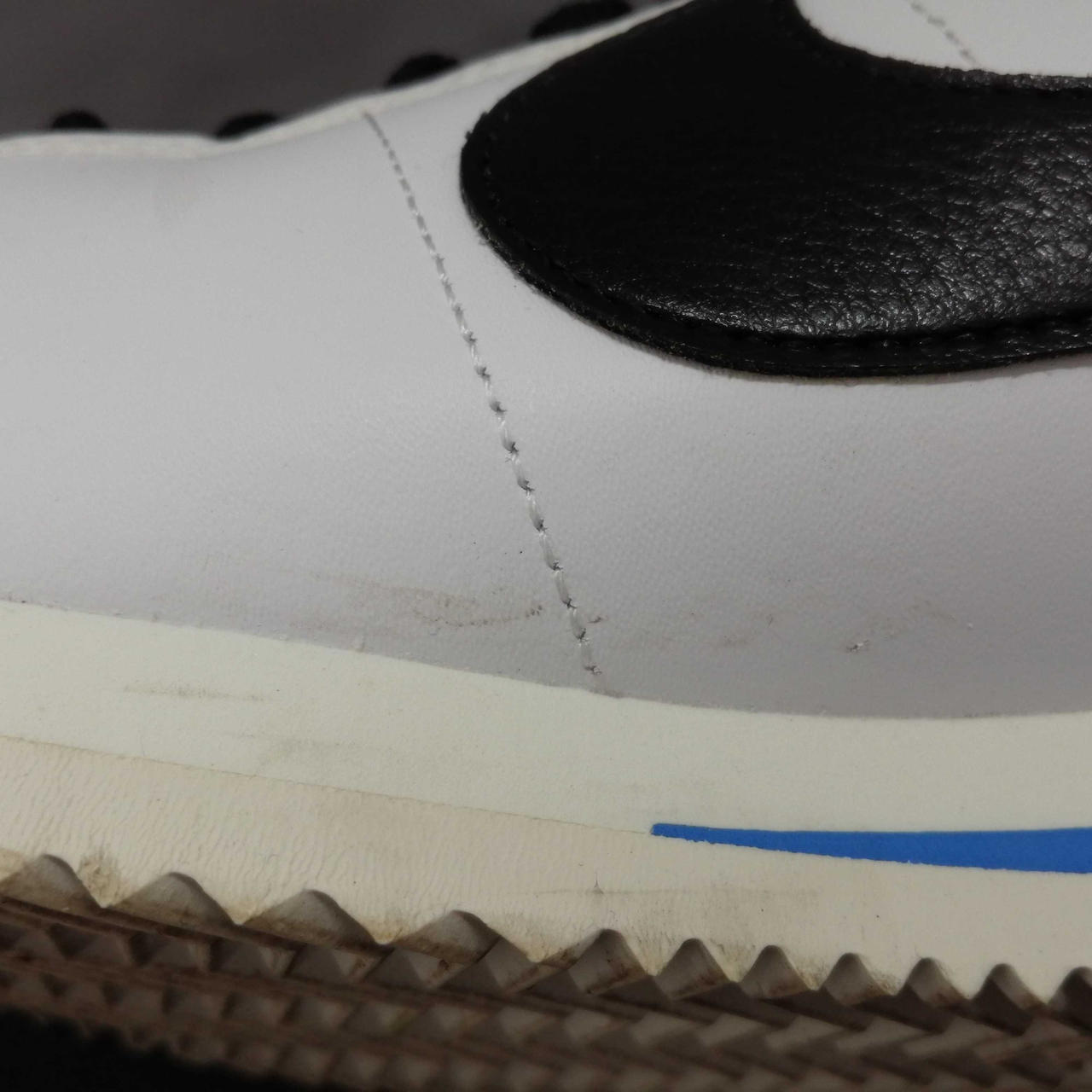 色あせあります