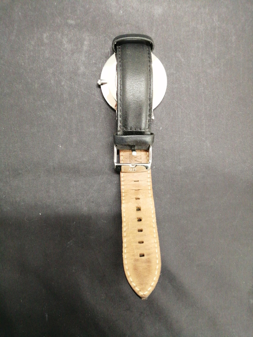 ベルトに使用感あり