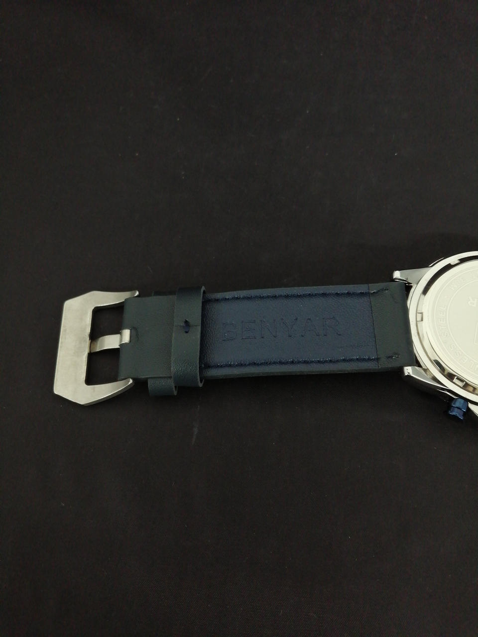 ベルト側面ベタつく感じがあります