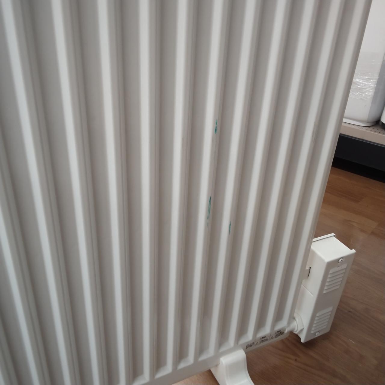 青い塗料の汚れあり