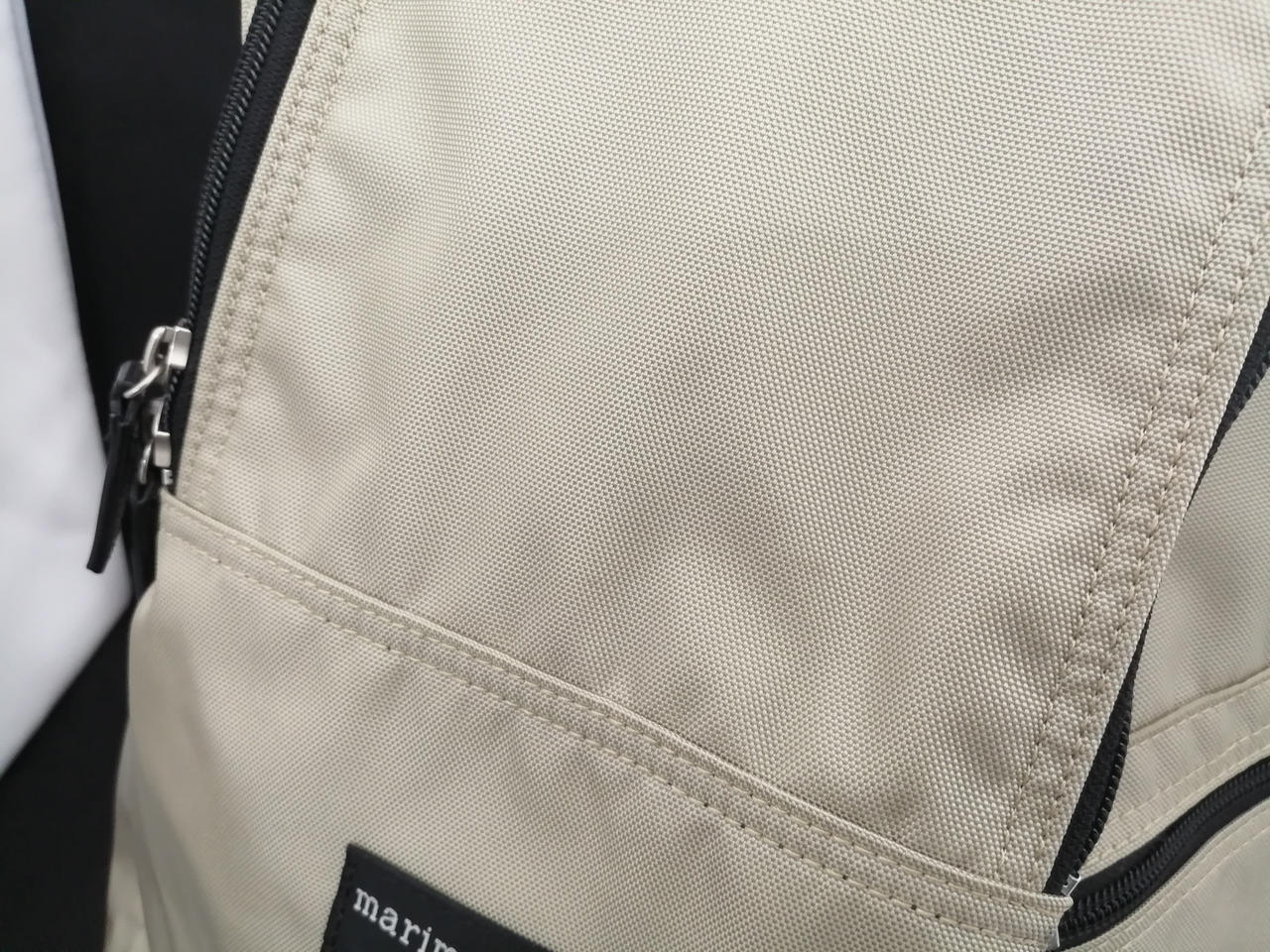 うっすら汚れあり