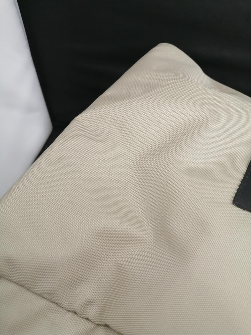 うっすら汚れあり