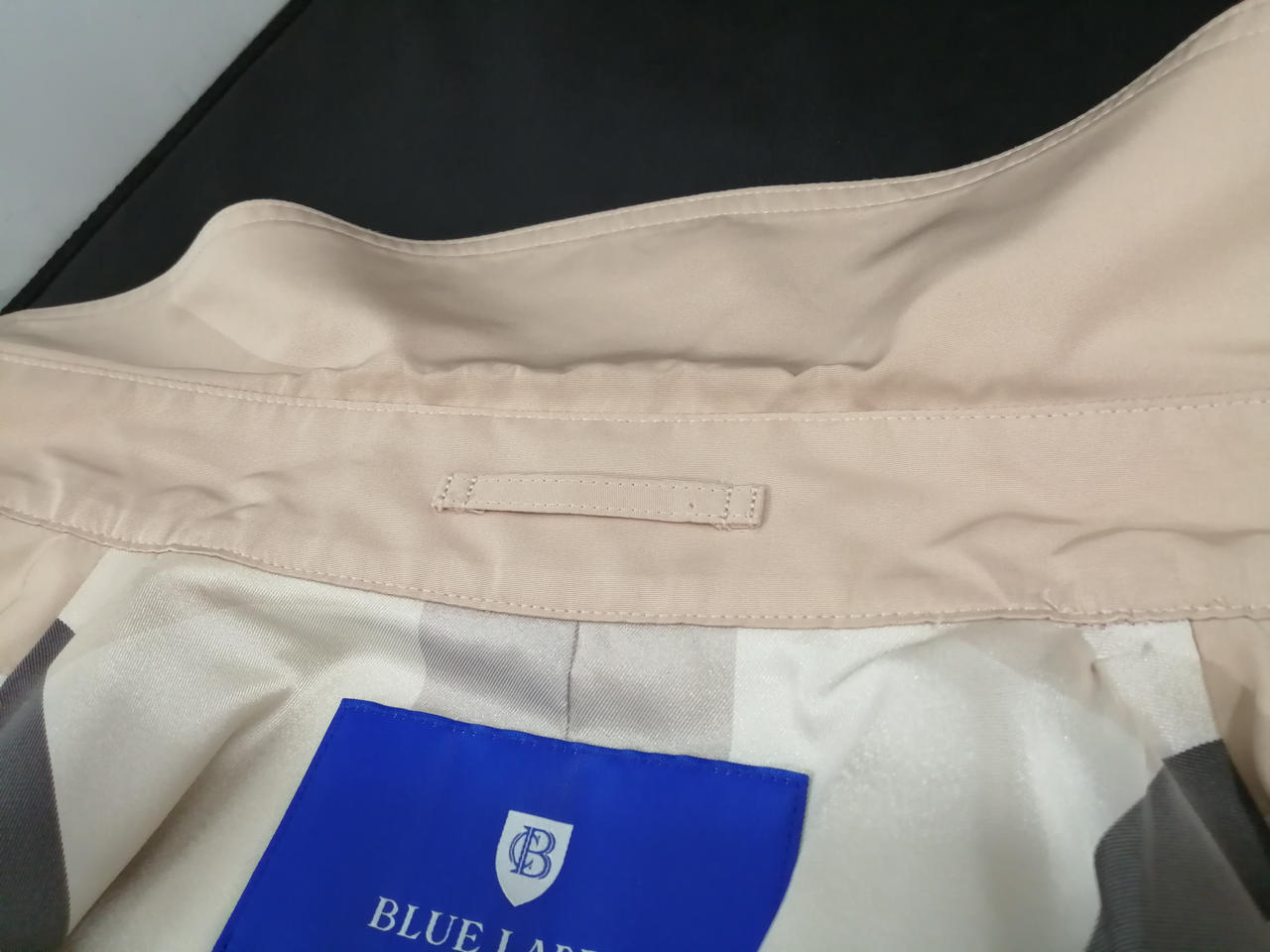 首元汚れありません