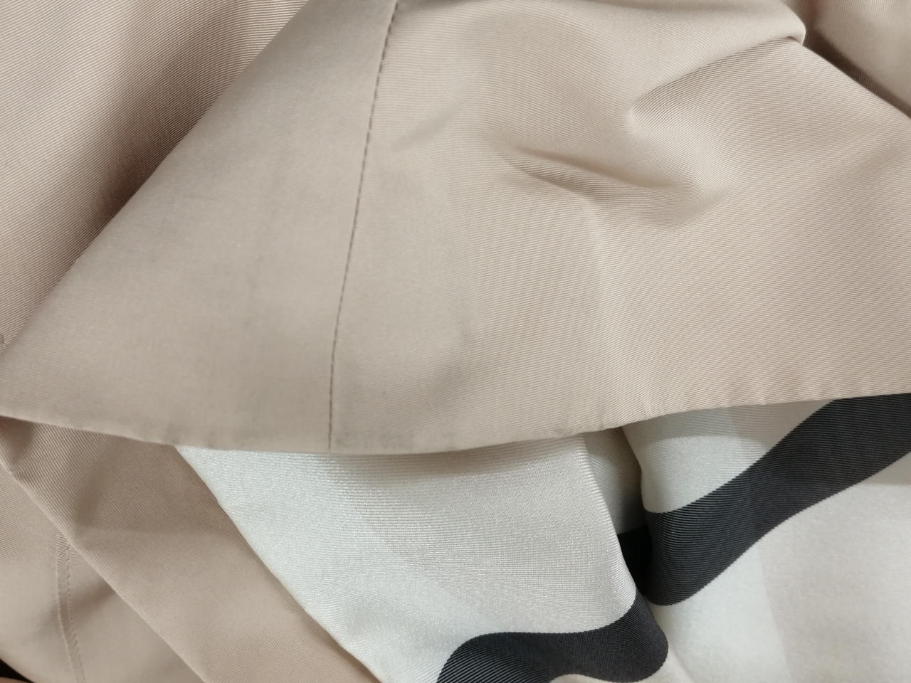 後ろ下側、汚れあり