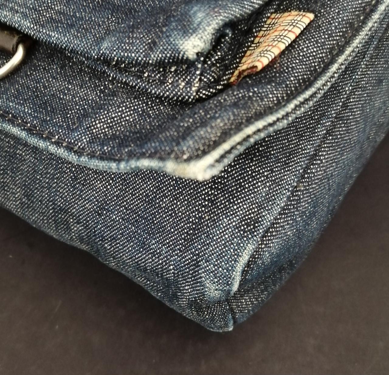 色あせあります