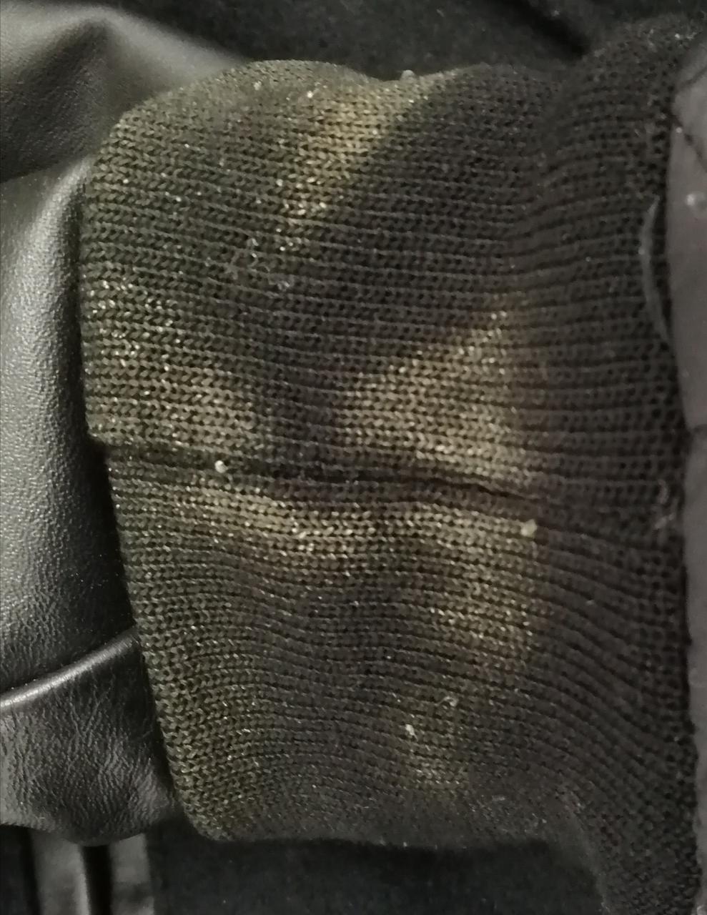 袖汚れあります