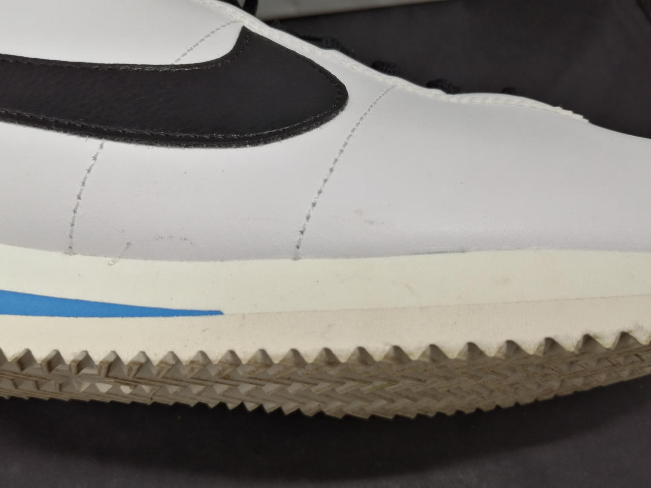 色あせあります